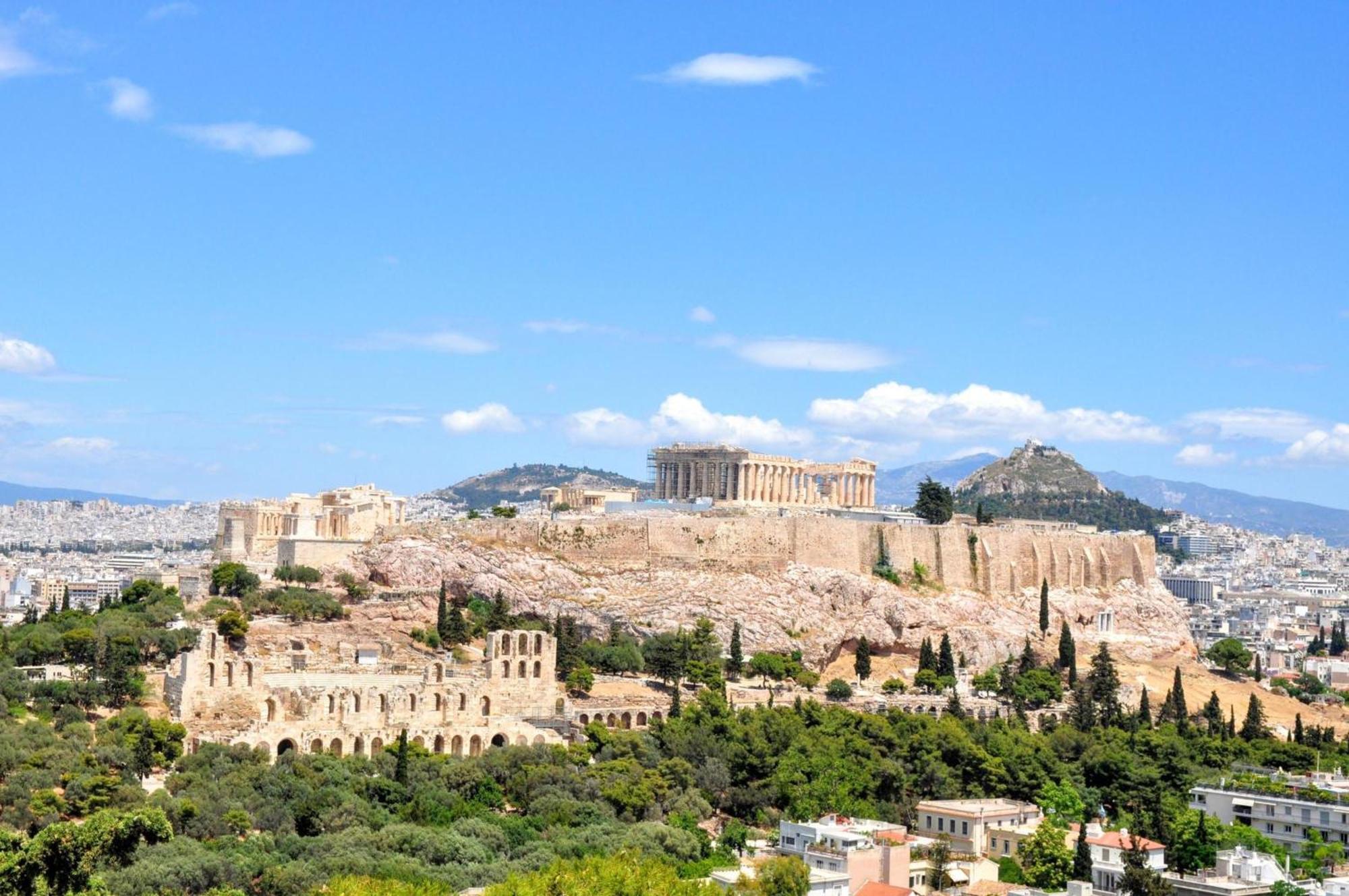 Luxurious Minimal Apartment In Acropolis Atene Esterno foto